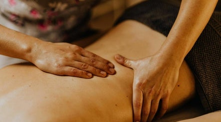 Amanda Fisher Sports Massage kép 3