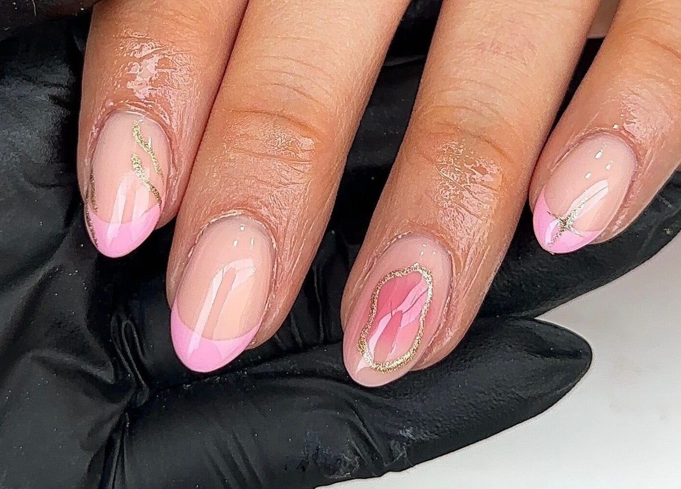 Pink and gold artistic nails at Nail Artistry Studio - By Erin, Falkirk, Scotland, GB.