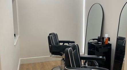 Cutting Club Barber Room