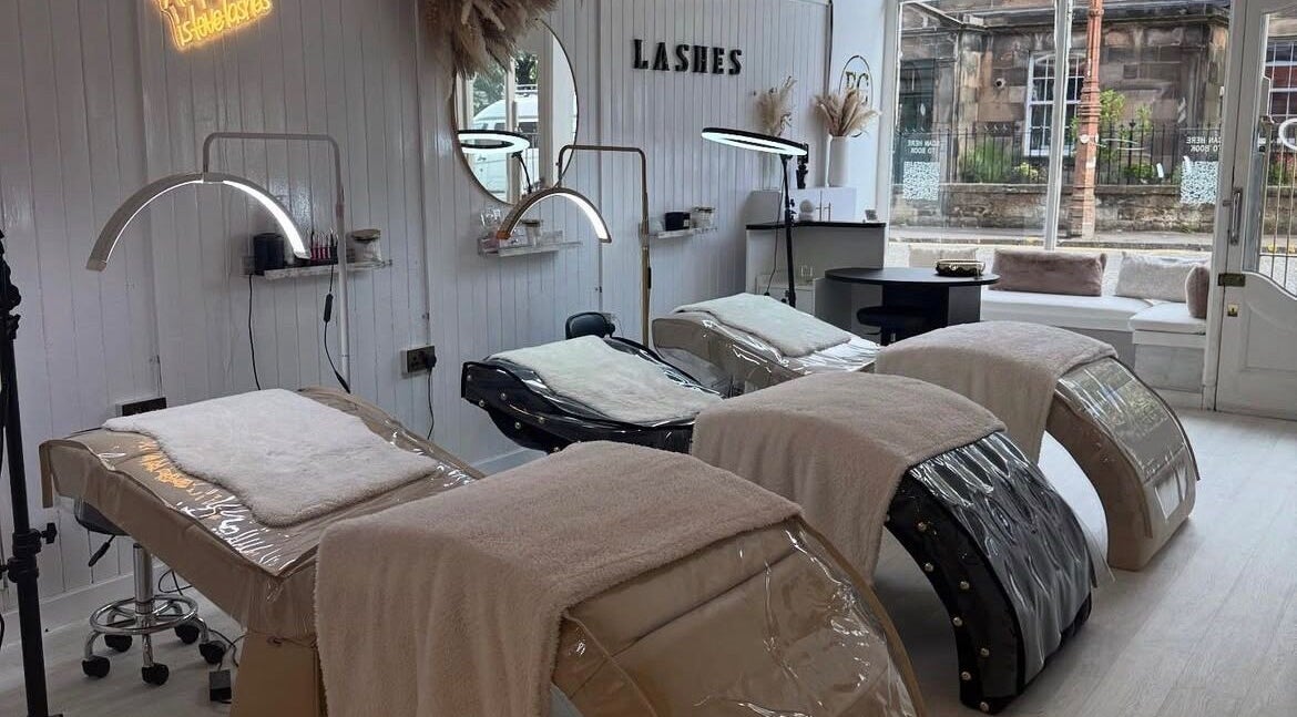 Lash treatment area at Got2 Blashed in Edinburgh, Scotland, GB with chic design and comfortable chairs.