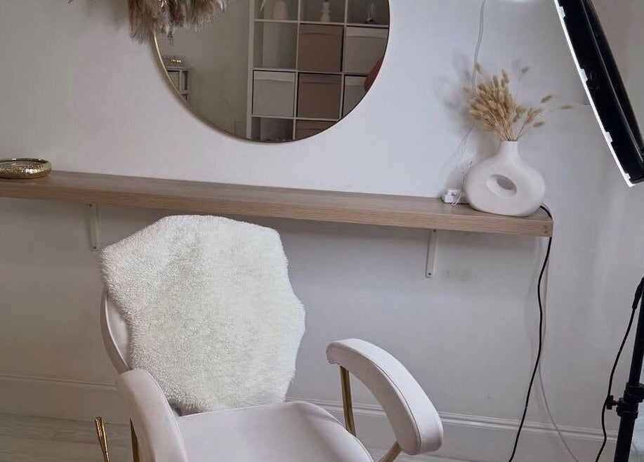 Modern salon chair at Got2 Blashed, Edinburgh, Scotland, GB with sleek decor and lighting.