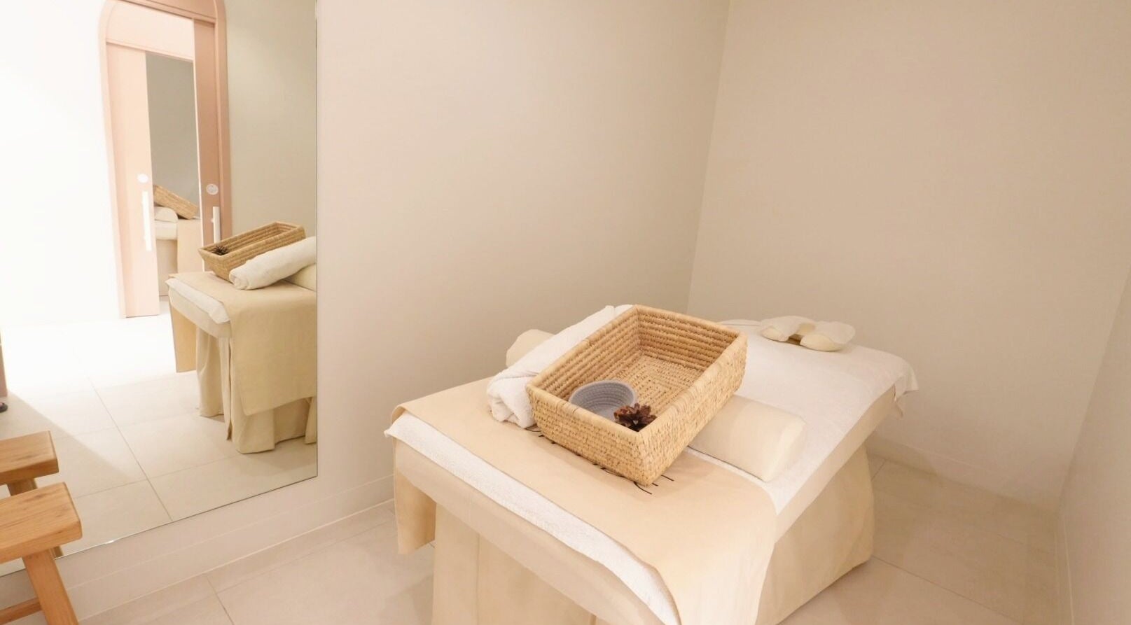 Tranquil treatment room at Mor Tide Day Spa in Fortitude Valley, Queensland, AU with massage table and decor.