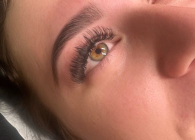 Close-up of expertly styled lashes at Lashandbrowbar_gc, Hope Island, Queensland, AU.
