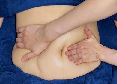 Professional massage at Youth Beauty by Amie, Melbourne, Victoria, AU. Relax and rejuvenate.