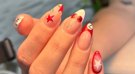 Immagine 2, Nails by Chaz (currently not accepting new clients)