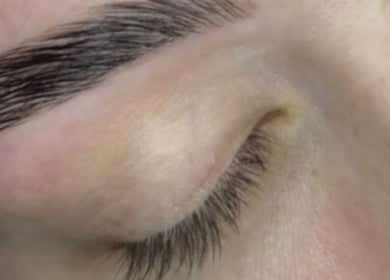Close-up of expertly shaped eyebrow at The Brow & Nail Lounge, Worthing, England, GB.