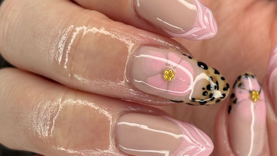Allure Nails