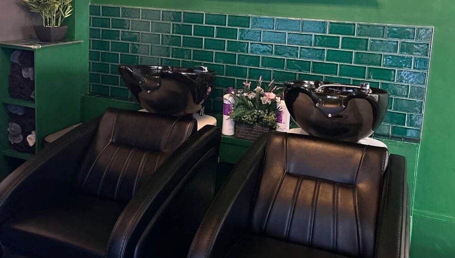 Hair Station 26 image 1