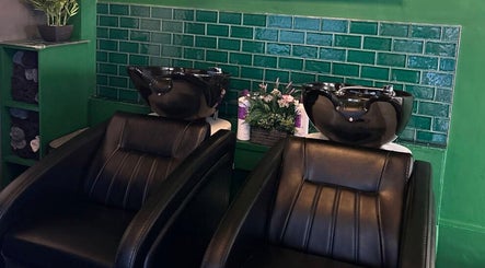 Hair Station 26