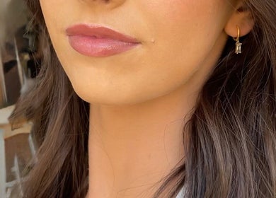 Close-up of elegant makeup at Pamela Nolan Makeup in Taren Point, New South Wales, AU.
