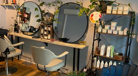 Artemax Hairdressing image 2