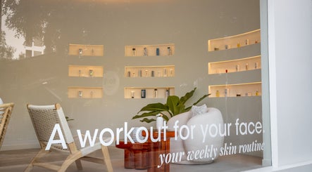 Sophisticated interior of Maison Ysaé - Gaysorn Amarin, Krung Thep Maha Nakhon, showcasing stylish display shelves.
