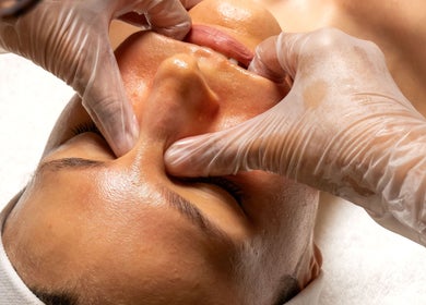 Facial massage at Maison Ysaé - Sukhumvit 31, Krung Thep Maha Nakhon, enhancing skincare and relaxation.
