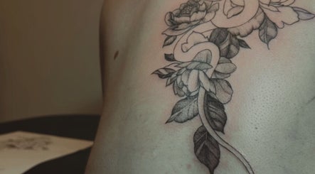 Nana Tattoo Moi billede 2