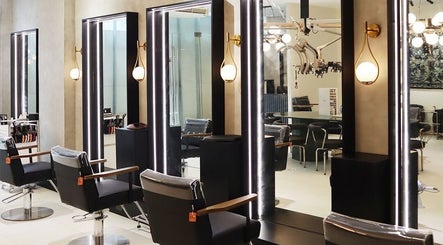 Daol Salon - BGC