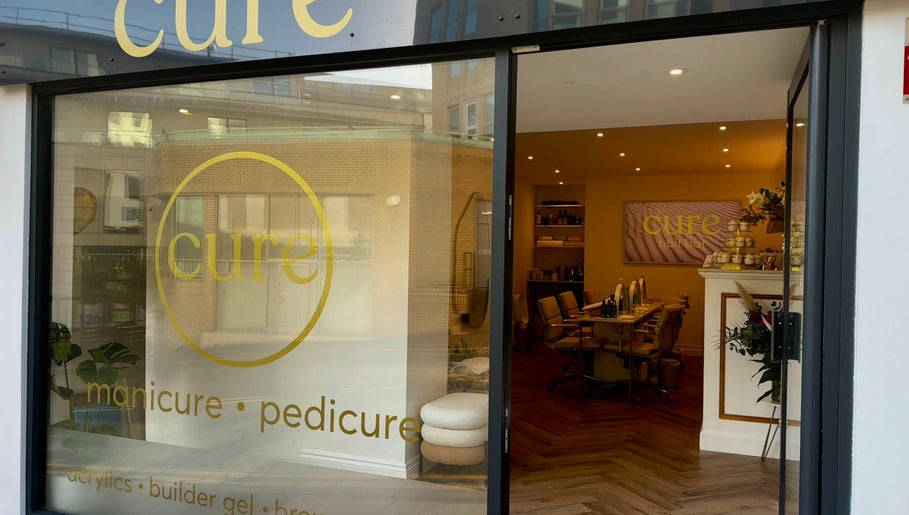 CURE Nail Bar kép 1