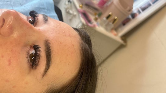 Eyelash Extensions by Natalia