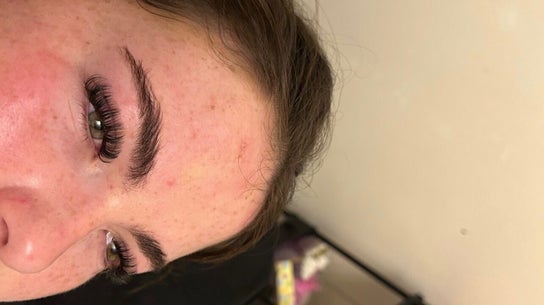 Eyelash Extensions by Natalia