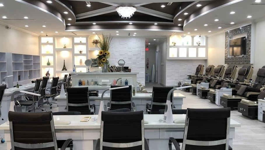 D'Luxe Nail-Ocotillo (Next to Dunkin') – obraz 1