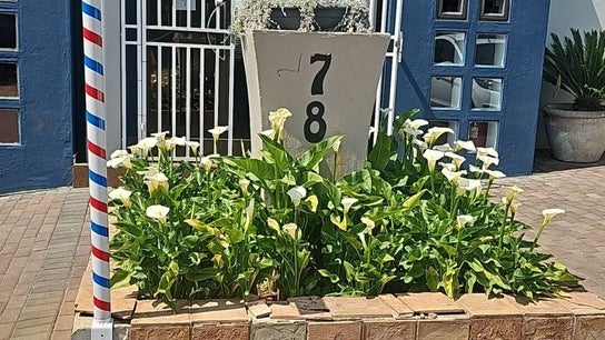 Alicia Stylist at Hair on Rubenstein, Moreleta Park