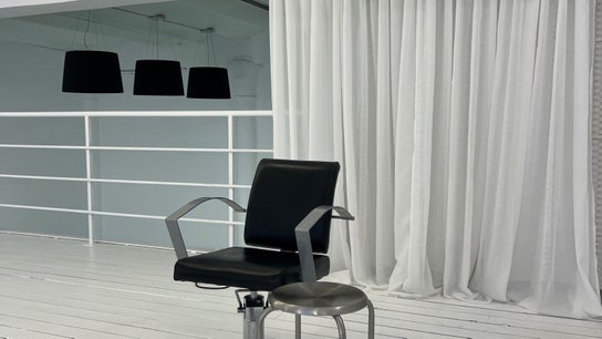Melt Hair Studio by Aline Monsani