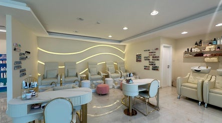 Aphrodite Beauty & Spa image 3