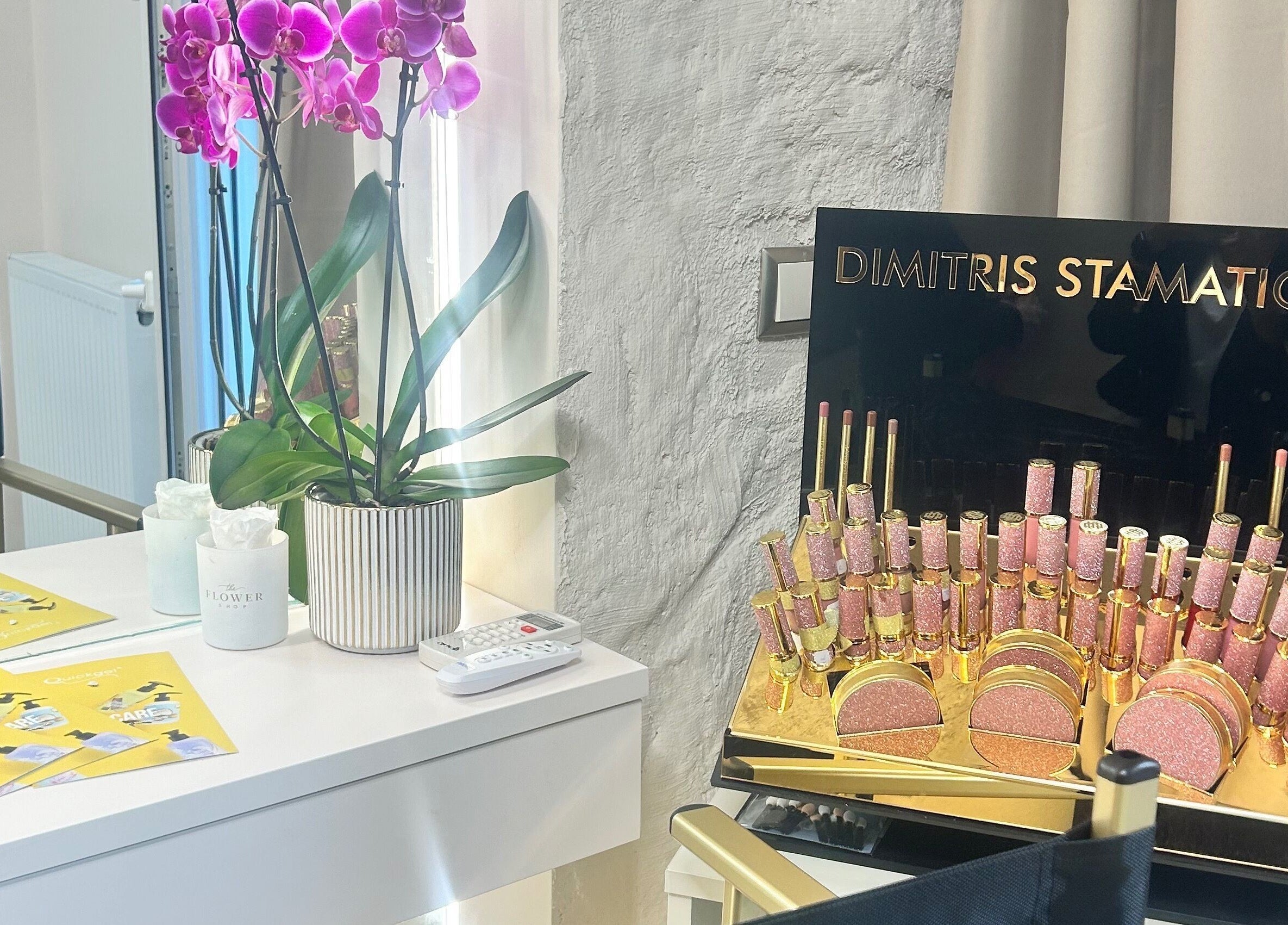 Καλλυντικά και ορχιδέες στη Miss Brow, Θεσσαλονίκη, GR.