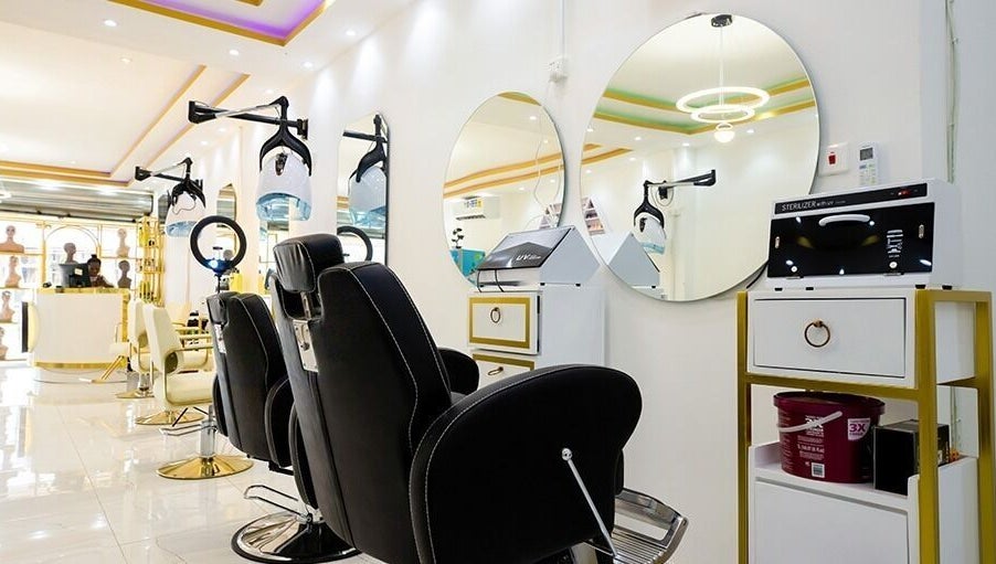 Modern salon chairs and mirrors in Beauty Parlour, Accra, Greater Accra Region, GH.