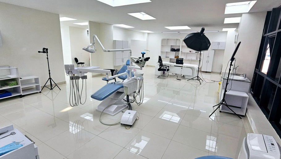 IMPLANTS & BRACES KE image 1