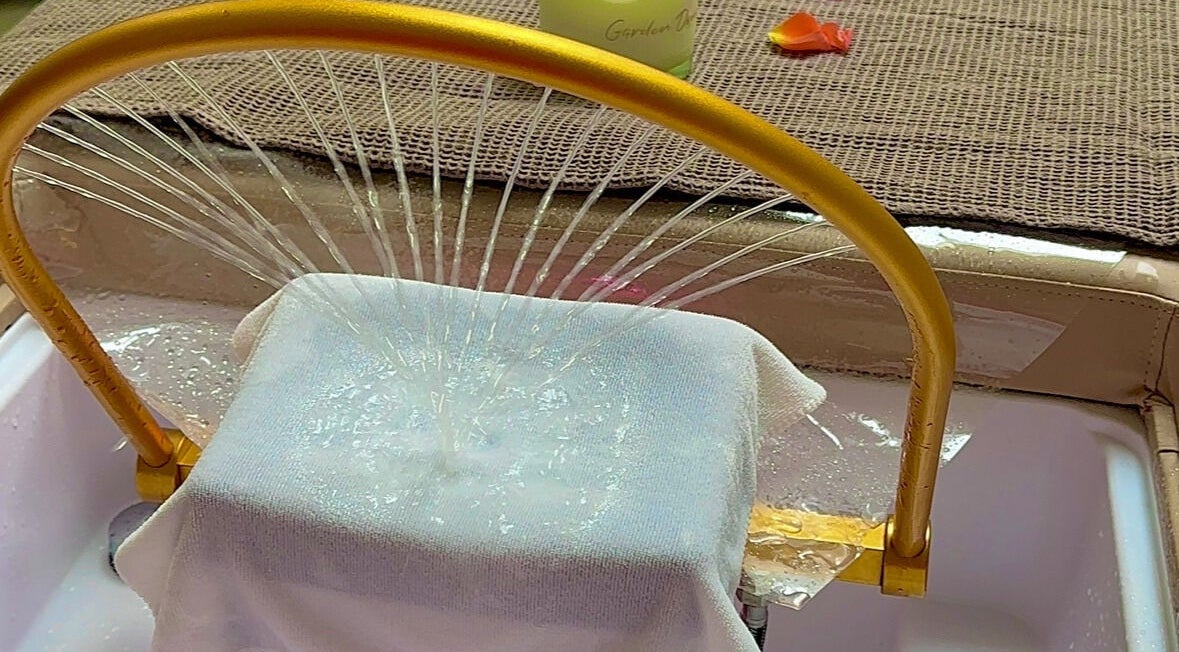 Luxurious water flow at Japonais Hair Spa, Luxembourg, Luxembourg, LU, for a serene spa experience.