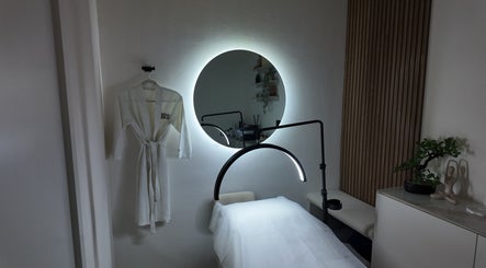 Rare Spa image 3