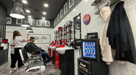 Bergamo Oriocenter  - Little Italy Barbershop imaginea 2