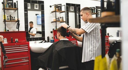 Bologna - Centro Nova | Little Italy Barbershop 3paveikslėlis