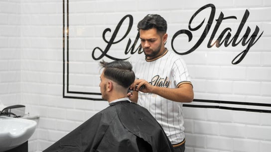 Torino - Shopville Le Gru Little Italy Barbershop 5