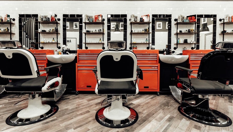 Verona - Adigeo | Little Italy Barbershop, bilde 1