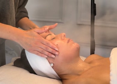 Facial treatment at THE SKIN PROJECT in Warrington, England, GB with relaxing mist and skilled hands.
