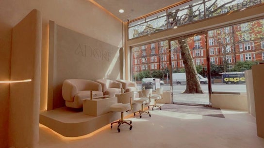Adore Centre