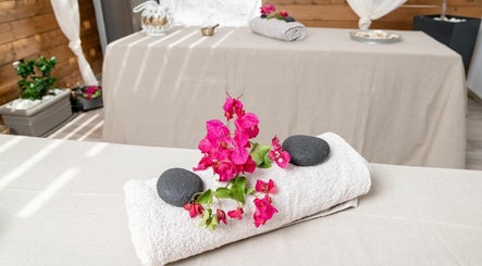 Immagine 3, Art of Touch Massage in Antiparos