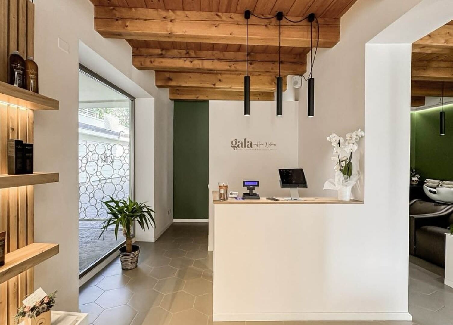 Reception moderna con soffitto in legno a Salone Gala Rovigo, Rovigo, Veneto, IT.