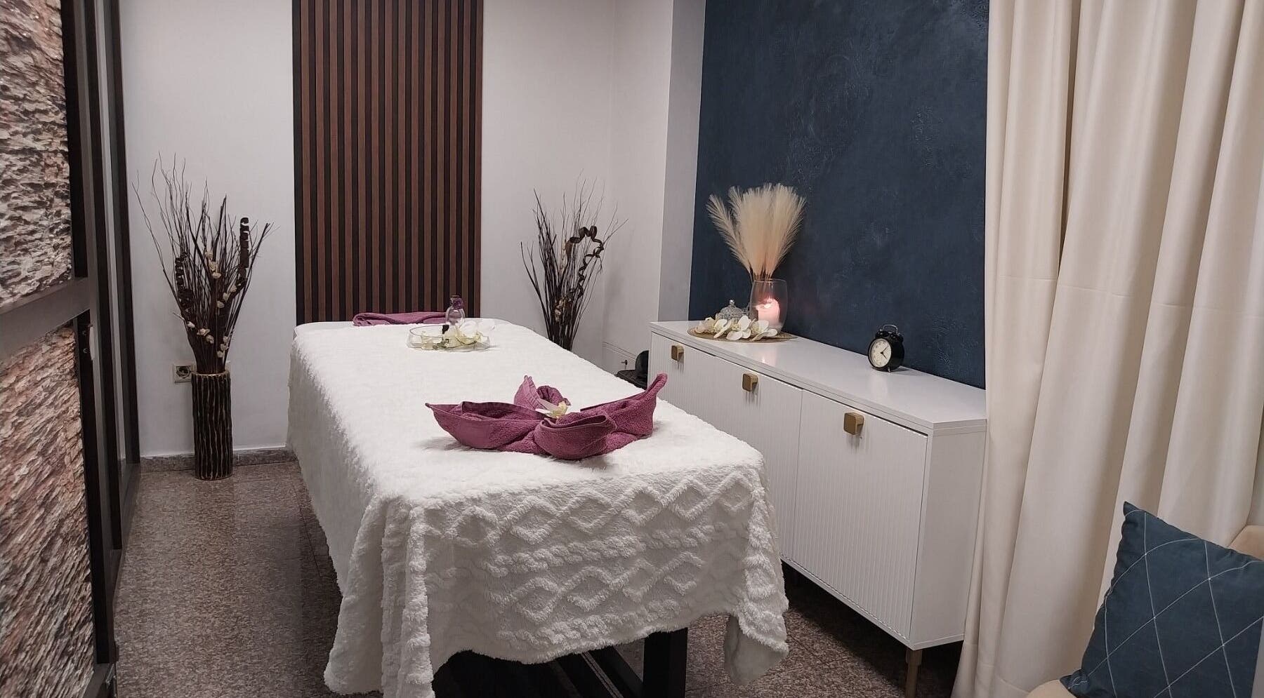 Peaceful massage room at Massage Sofia Angels | Масаж София Ейнджълс, София, Област София, BG.