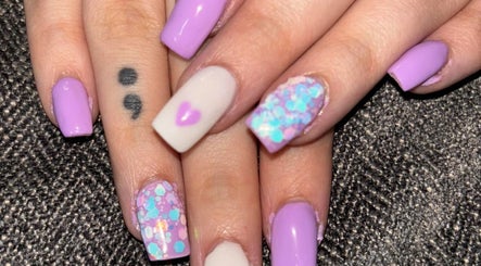 KMH Nails image 2