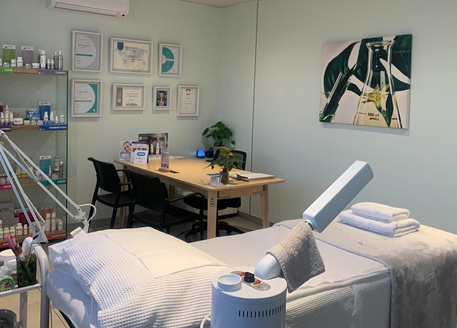 Calming treatment room in Serene Aesthetics, Centurion, Gauteng, ZA featuring cozy bed and elegant decor.