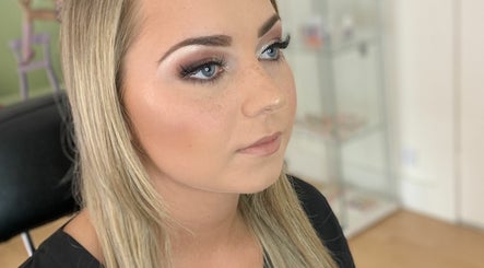 Megan’s Beauty and Brows imagem 3