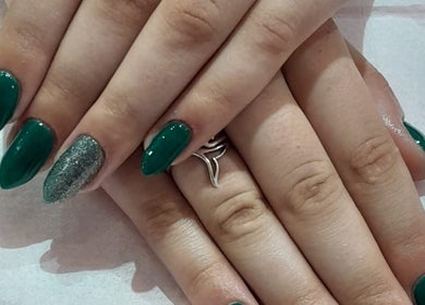 Emerald green nails with a silver accent at Umuhle Nails, Cape Town, Western Cape, ZA.