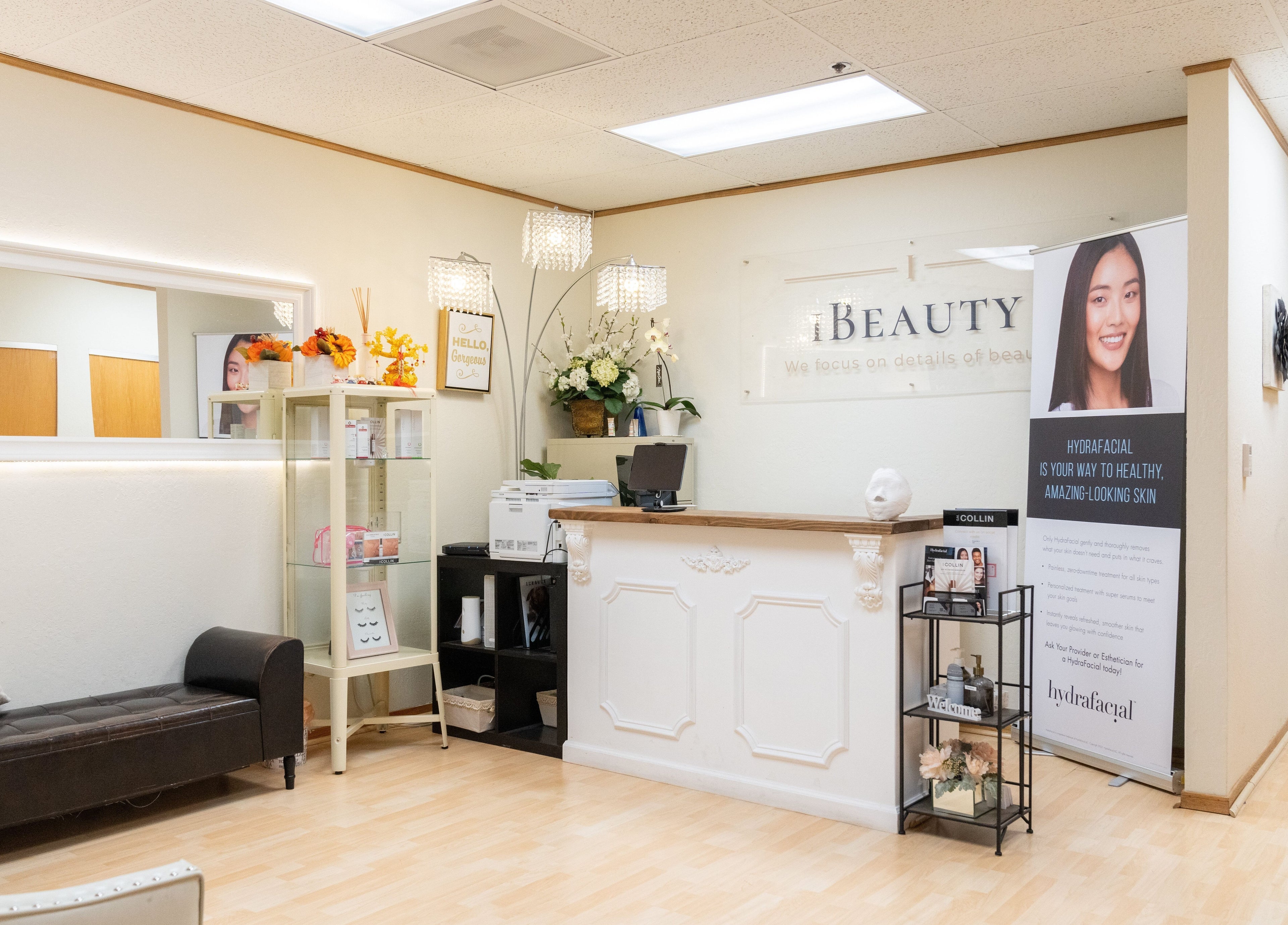 Chic reception area of Ibeauty PMU and Lashes in Fremont, California, US offers a warm, welcoming atmosphere.
