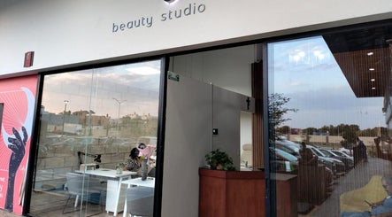 NEG Beauty Studio, bild 3