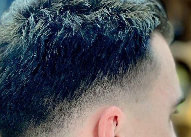 Stilig frisyre på Klepp Barbershop & Frisør i Kleppe, Rogaland, NO.