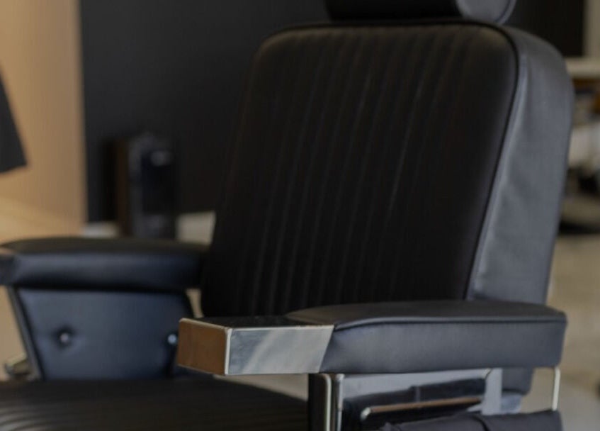 Barber chair at Yousef Afandi Barbershop - Al Sahafa, Riyadh, Riyadh Province, SA.