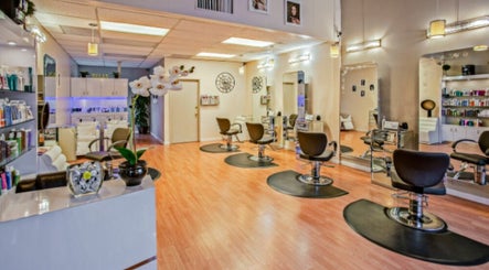 LP Salon Moorpark