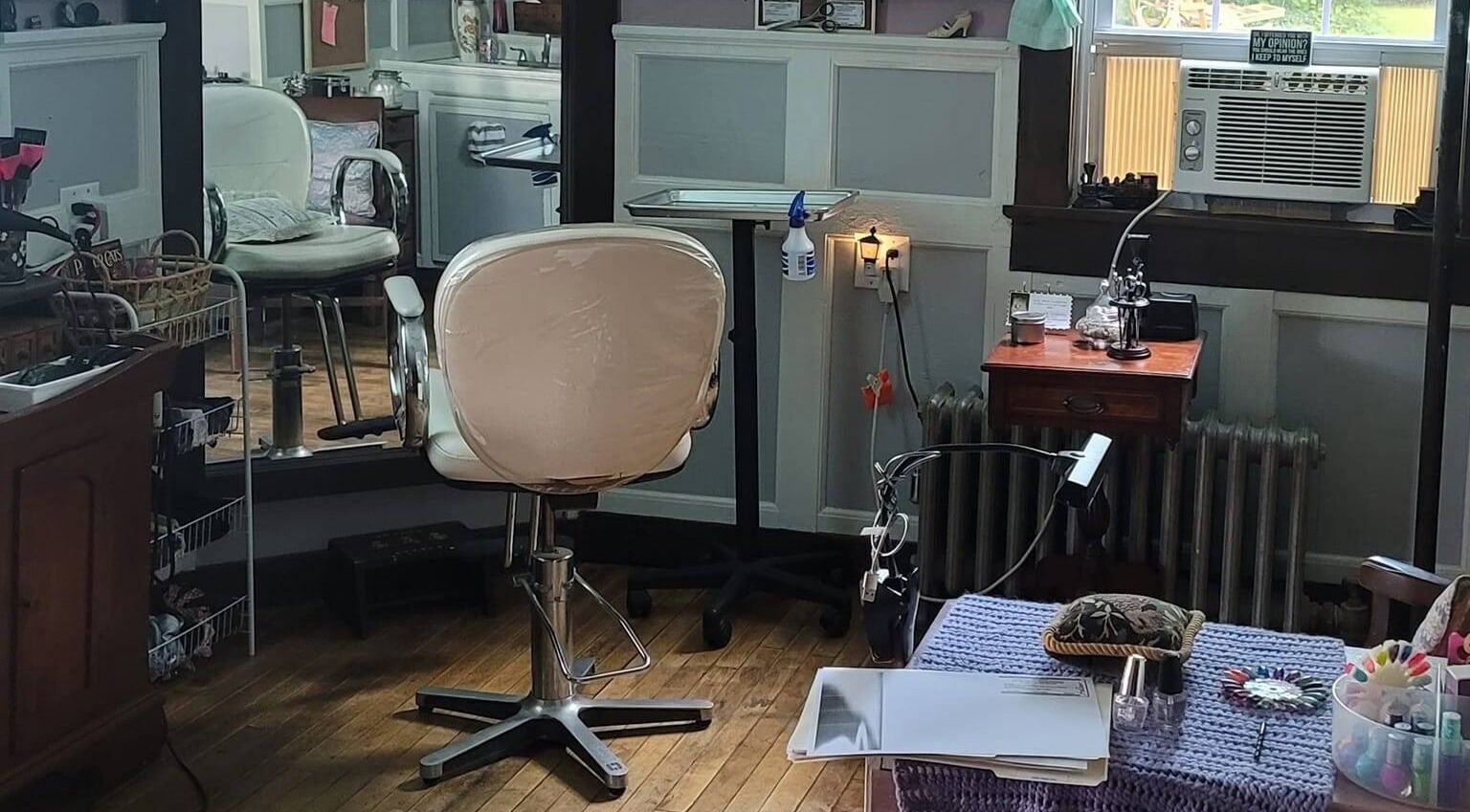 Cozy beauty station at Jennifa Styles Hair Salon & Lounge, West Brookfield, Massachusetts, US.